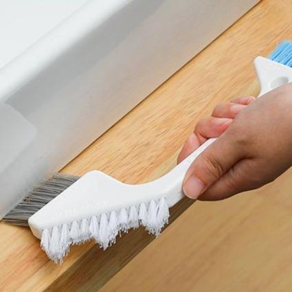 3-in-1 Grout Brush Cleaner