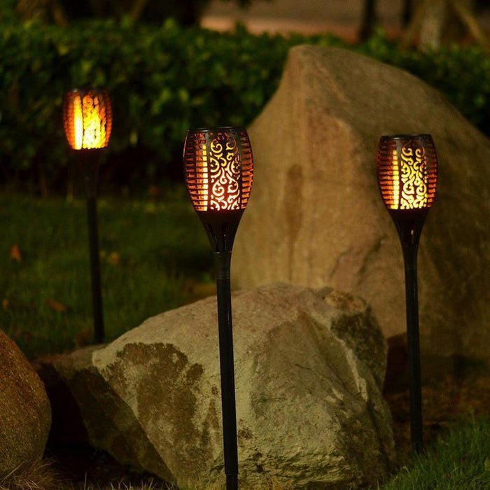 Solar Flickering Flame Garden Lamp